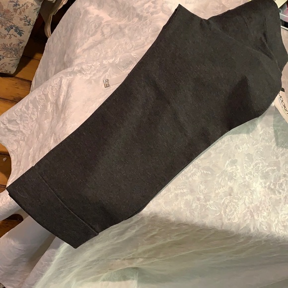 Jockey Pants - Crop Pants